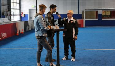 Marcel Correia und Torben Müsel werden interviewt