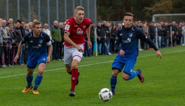 Jannis Held im Zweikampf - U19 gegen Hoffenheim