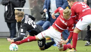 Nils Seufert im Spiel gegen Arminia Bielefeld