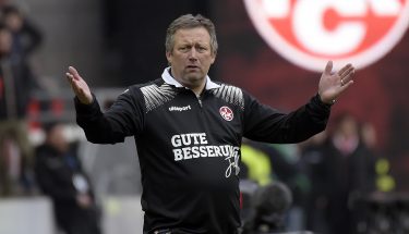 Interimstrainer Hans Werner Moser im Spiel gegen Fortuna Düsseldorf