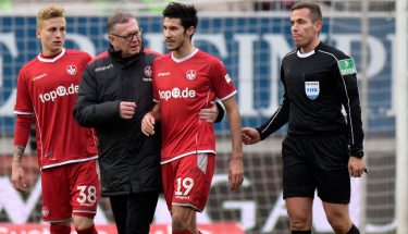 Marcel Correia muss verletzt vom Platz im Spiel gegen Düsseldorf