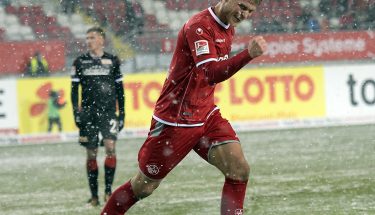 Sebastian Andersson jubelt im Spiel gegen Union Berlin