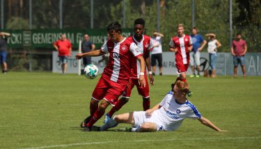 Anas Bakhat im Heimspiel der U19 gegen den Karlsruher SC