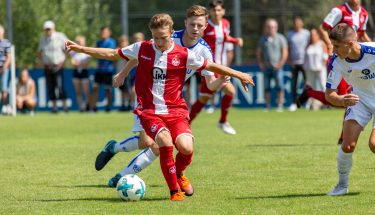 Maxi Fesser im Heimspiel der U19 gegen den Karlsruher SC
