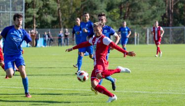 Valdrin Mustafa im Heimspiel der U21 gegen Schott Mainz