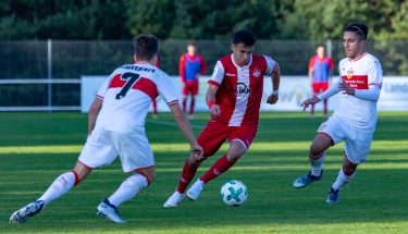 Anas Bakhat im Spiel der U19 gegen den VfB Stuttgart