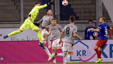 Lennart Grill im Auswärtsspiel beim KFC Uerdingen