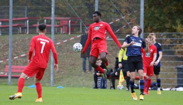 Bernard Mwarone im Heimspiel der U21 gegen die TuS Koblenz