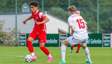 Yasin Zor im Spiel der U17 gegen Wehen Wiesbaden