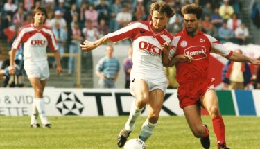 Uwe Scherr wird 55 - hier im Auswärtsspiel der Saison 1990/91 bei Fortuna Düsseldorf